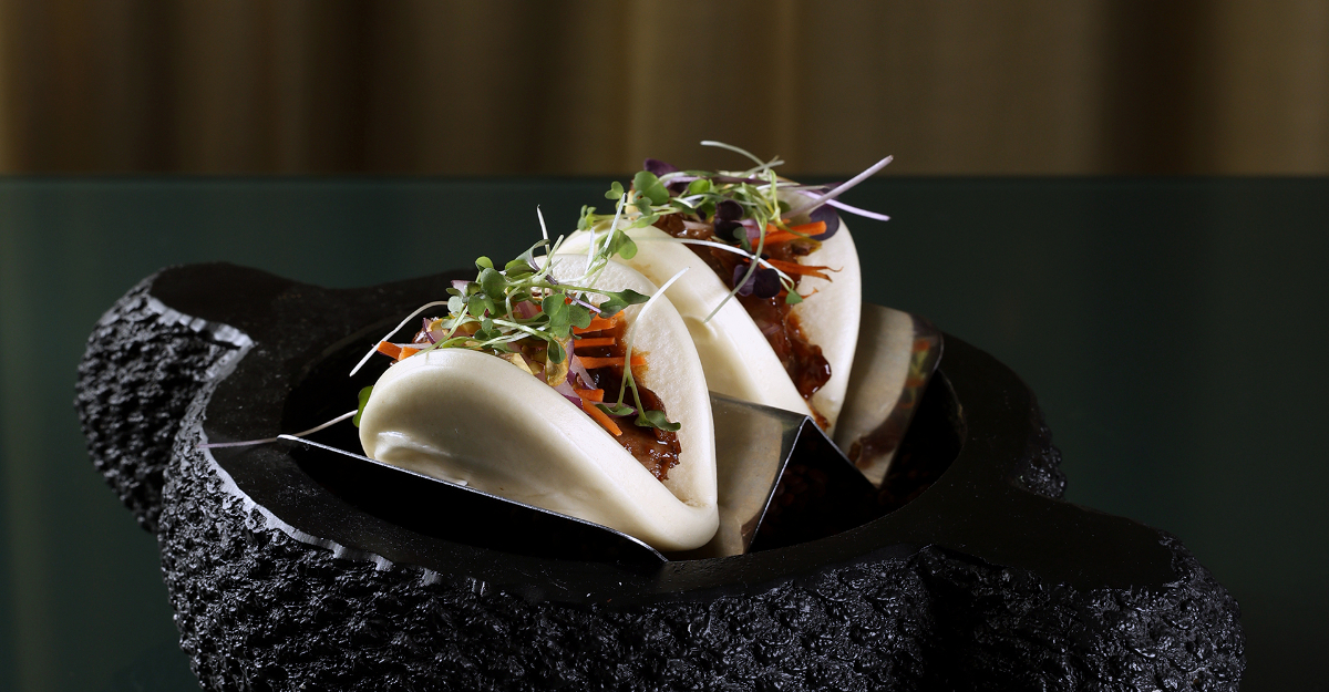 Maria Luisa Restaurant - Iberian prey in bao bread