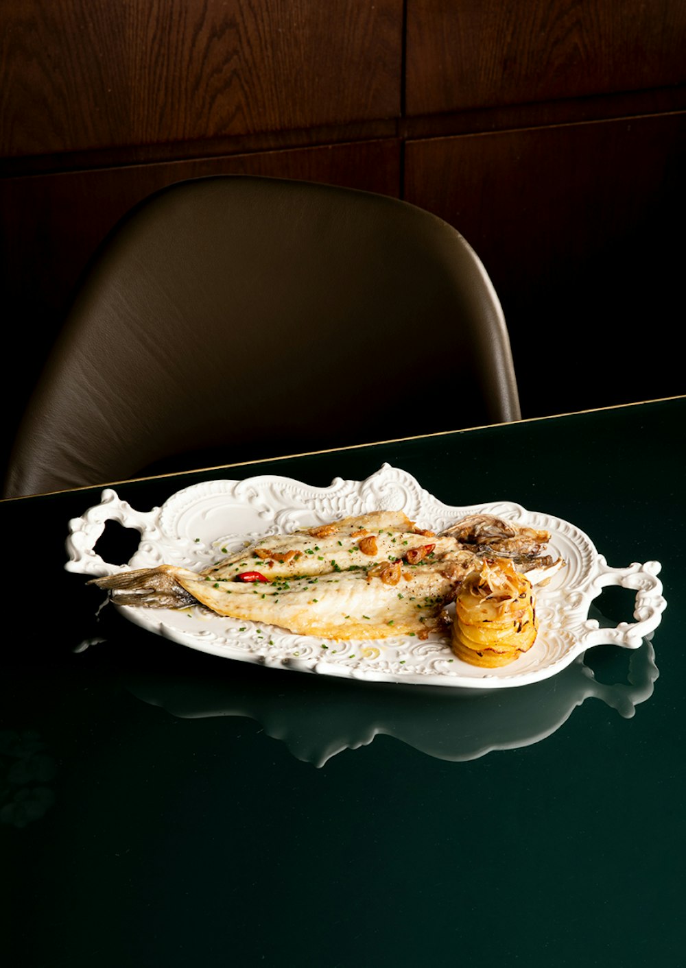 Lubina en el Restaurante María Luisa de Mercer Hotel Sevilla