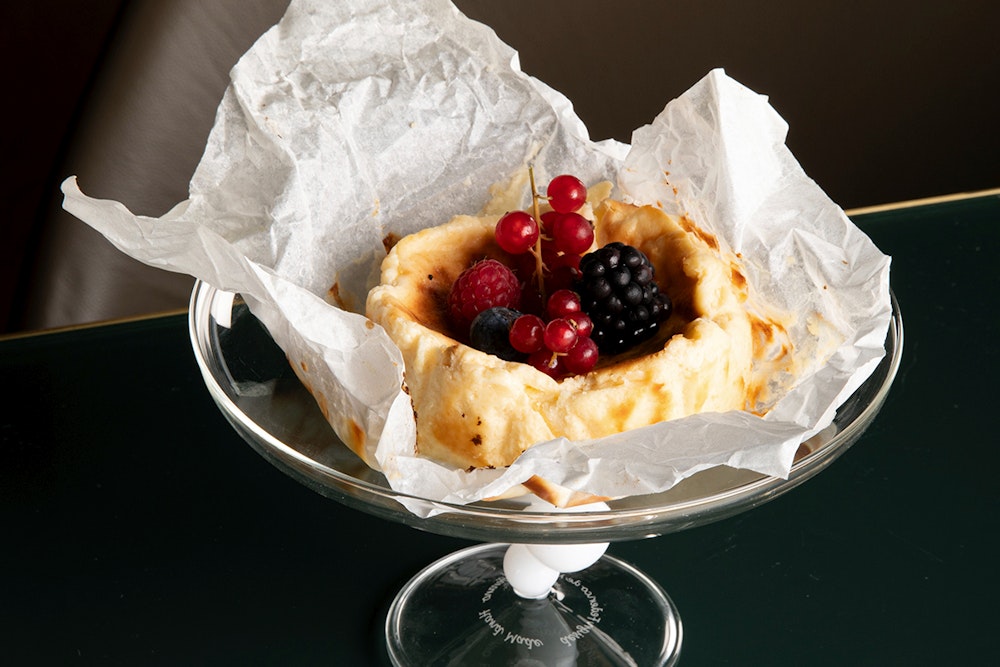 Tarta de queso en el Restaurante María Luisa del Hotel Mercer Sevilla