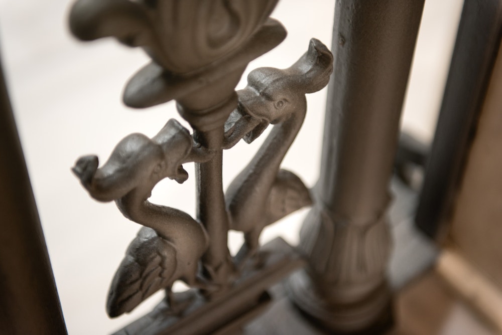 Detalle puerta del Mercer Hotel Sevilla